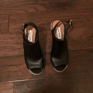 Black Steve Madden peep toe wedges